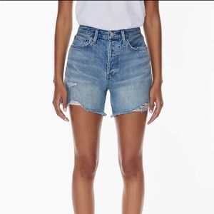 Aritzia Ex Boyfriend Hi-Rise Thigh Jean Short Size 28